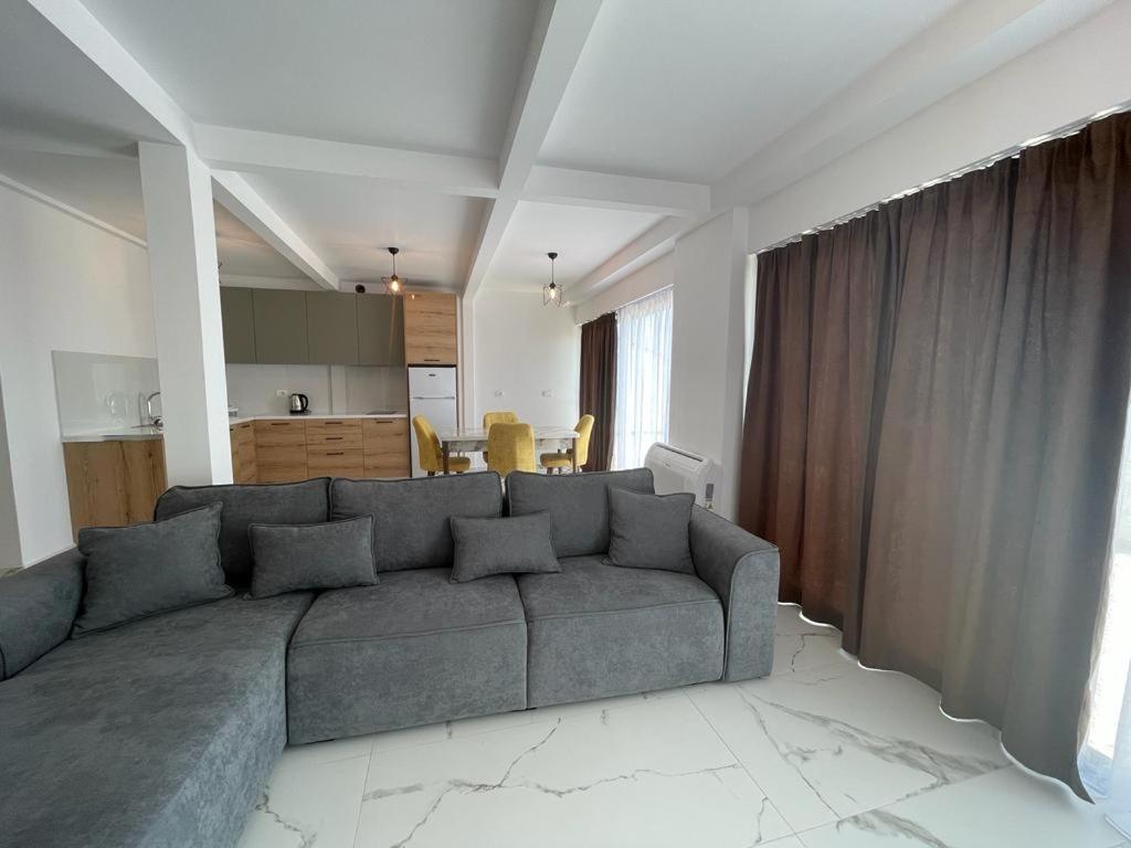 Апартаменты Sunrose Residences Саранда