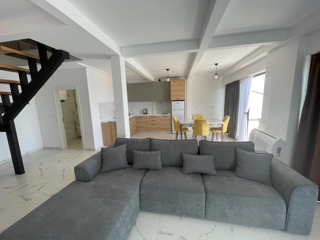 Sunrose Residences Саранда