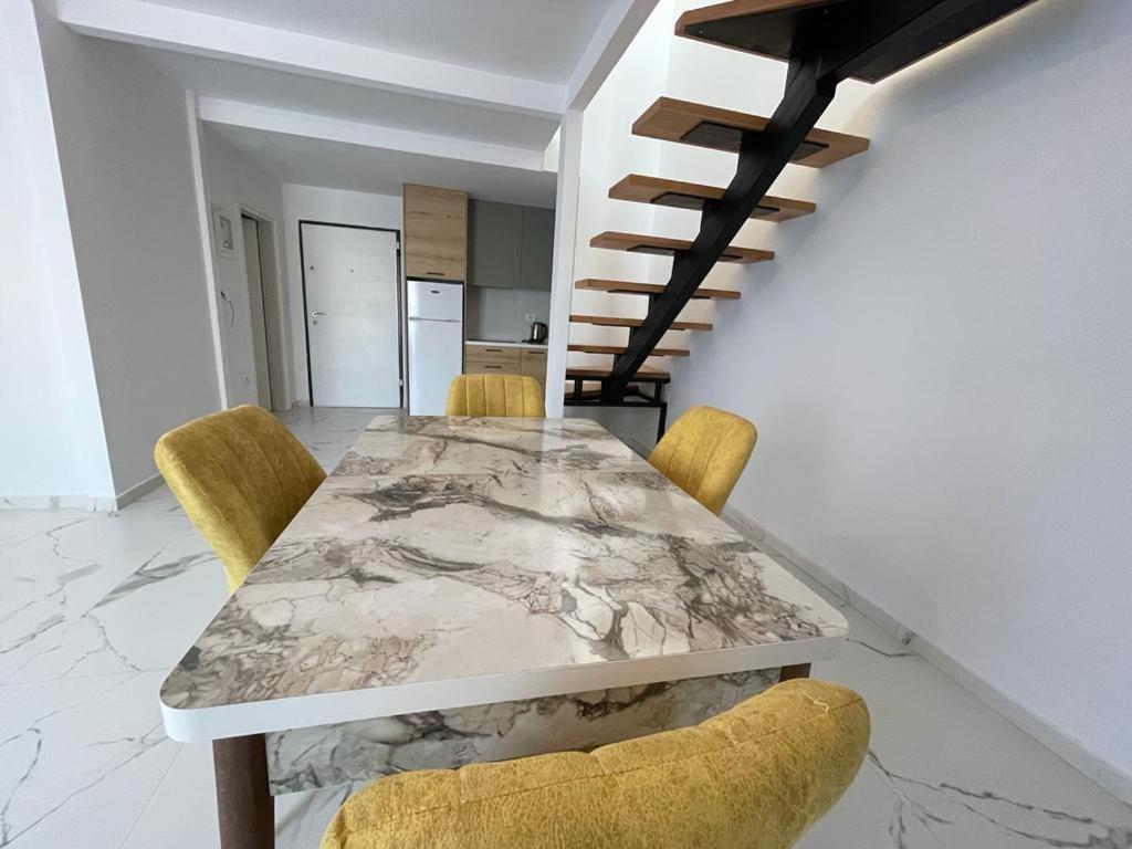 Sunrose Residences * Саранда