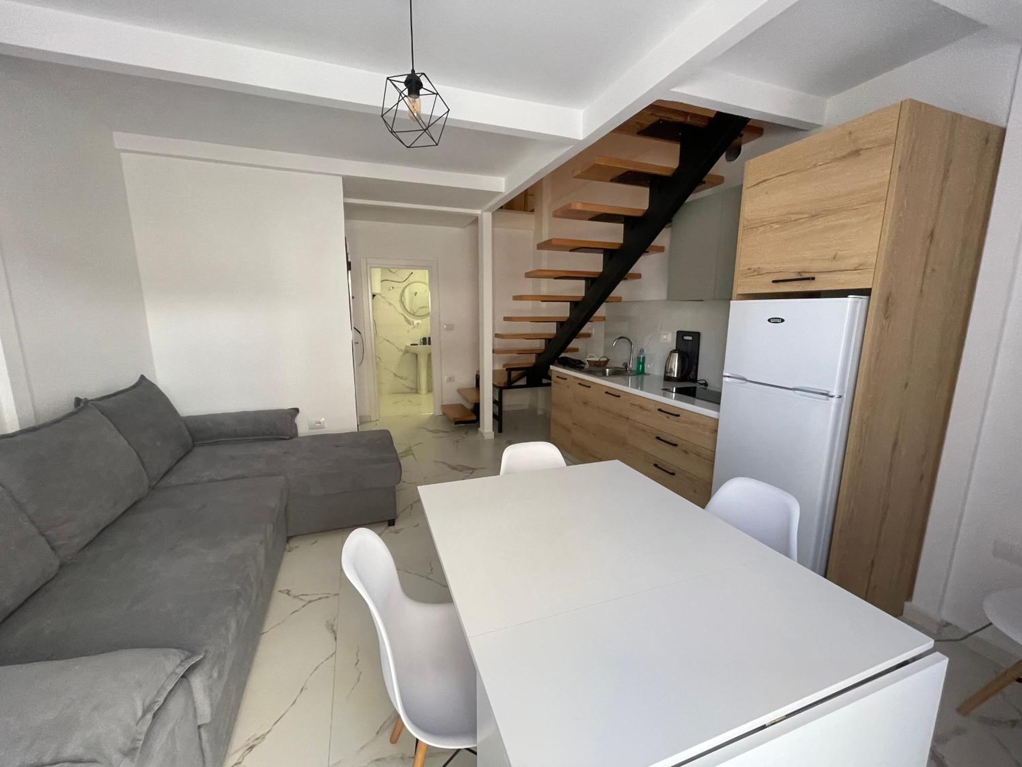 Sunrose Residences Апартаменты *