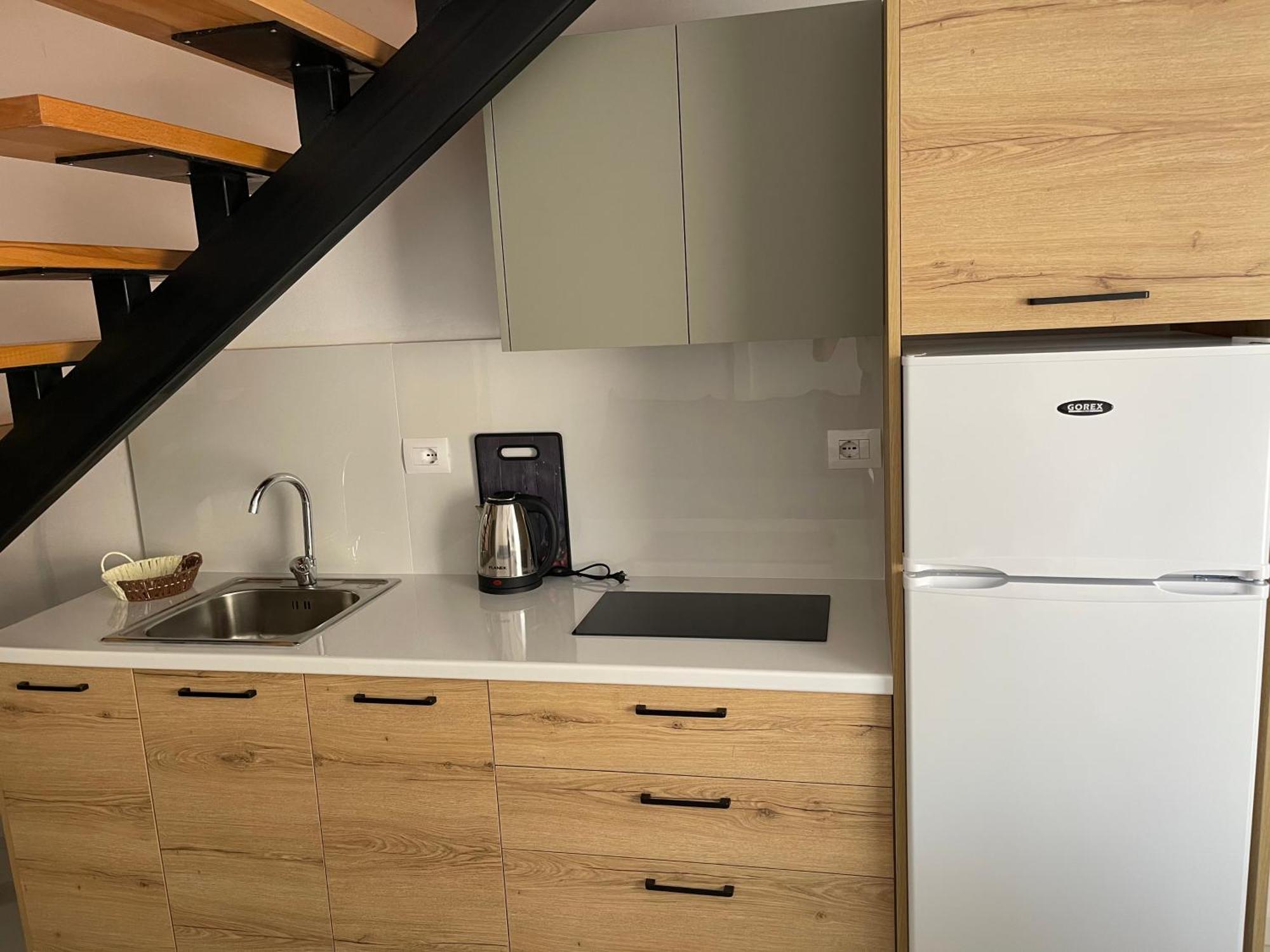Sunrose Residences Апартаменты Саранда
