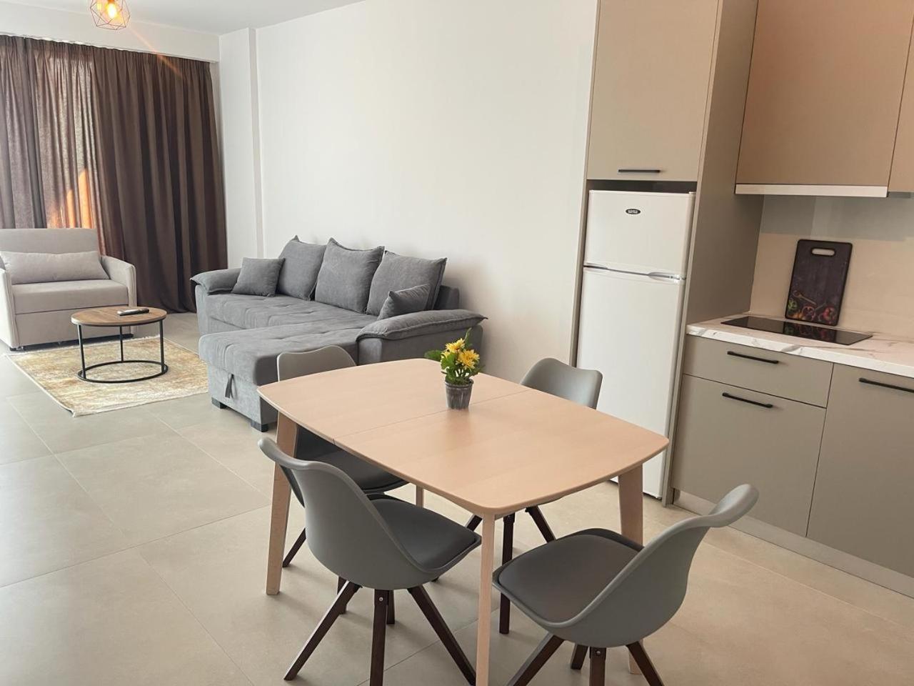 Апартаменты Sunrose Residences *