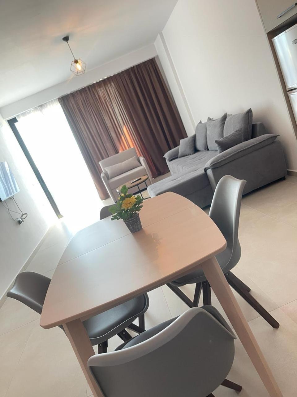 Апартаменты Sunrose Residences